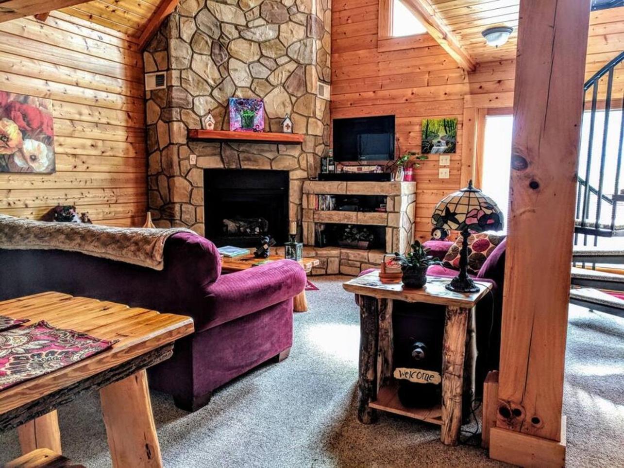 Romantic, Honeymoon Cabin In The Smokies! ガトリンバーグ エクステリア 写真