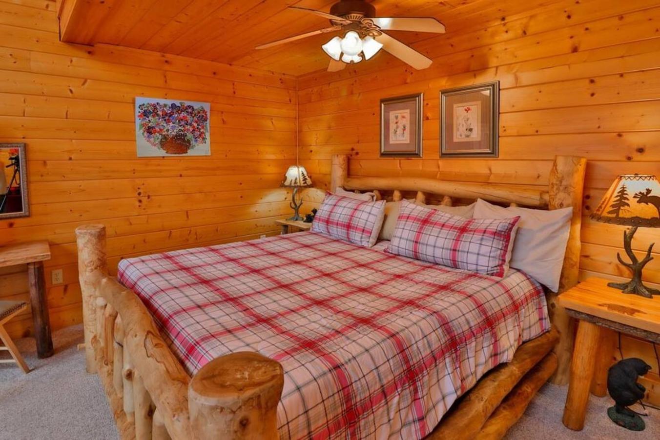 Romantic, Honeymoon Cabin In The Smokies! ガトリンバーグ エクステリア 写真