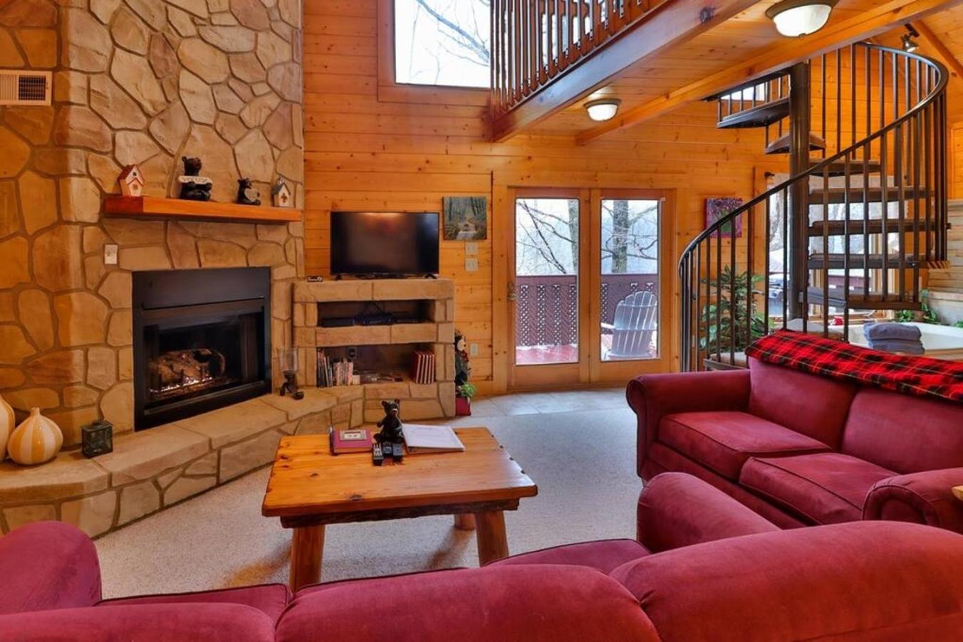 Romantic, Honeymoon Cabin In The Smokies! ガトリンバーグ エクステリア 写真